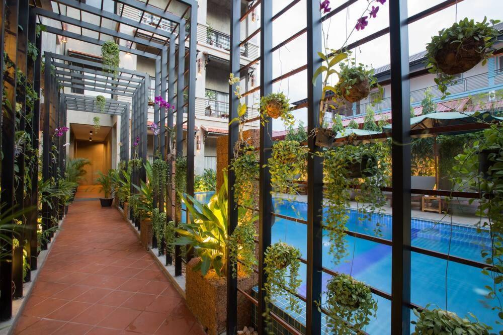 Grange Hotel Сием Реап Екстериор снимка